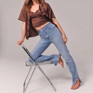 Abercrombie & Fitch 90s Straight Ultra High Rise Curve Love Jeans with Split Hem